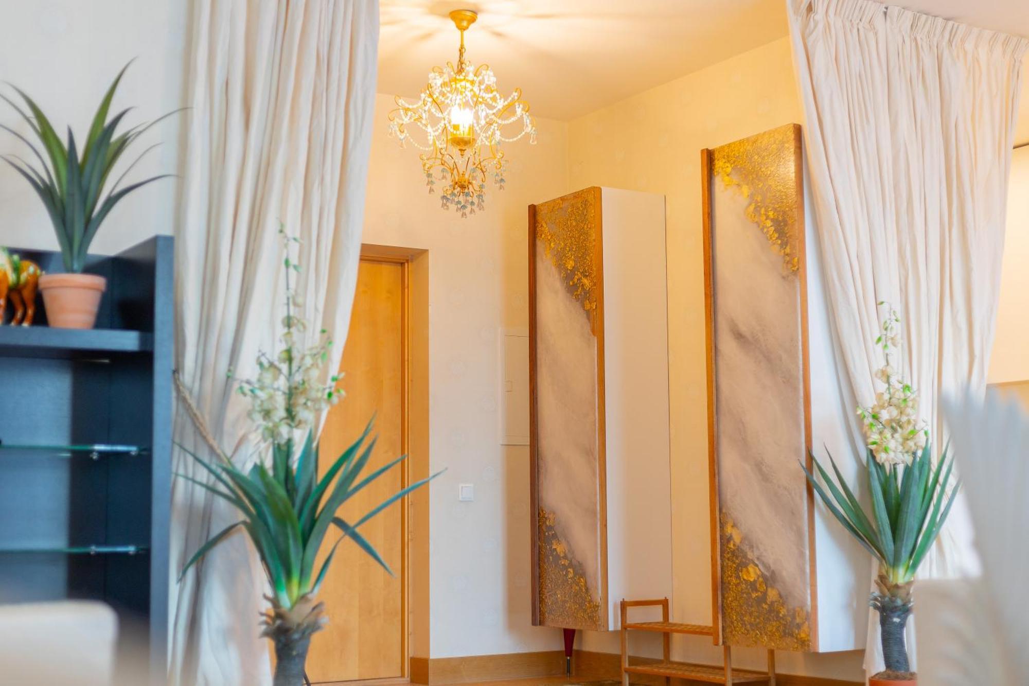 Royal Whith Free Parking Apartamento