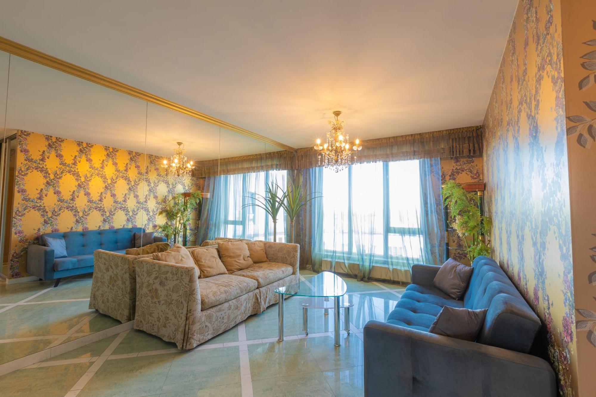 Royal Whith Free Parking Apartamento Riga